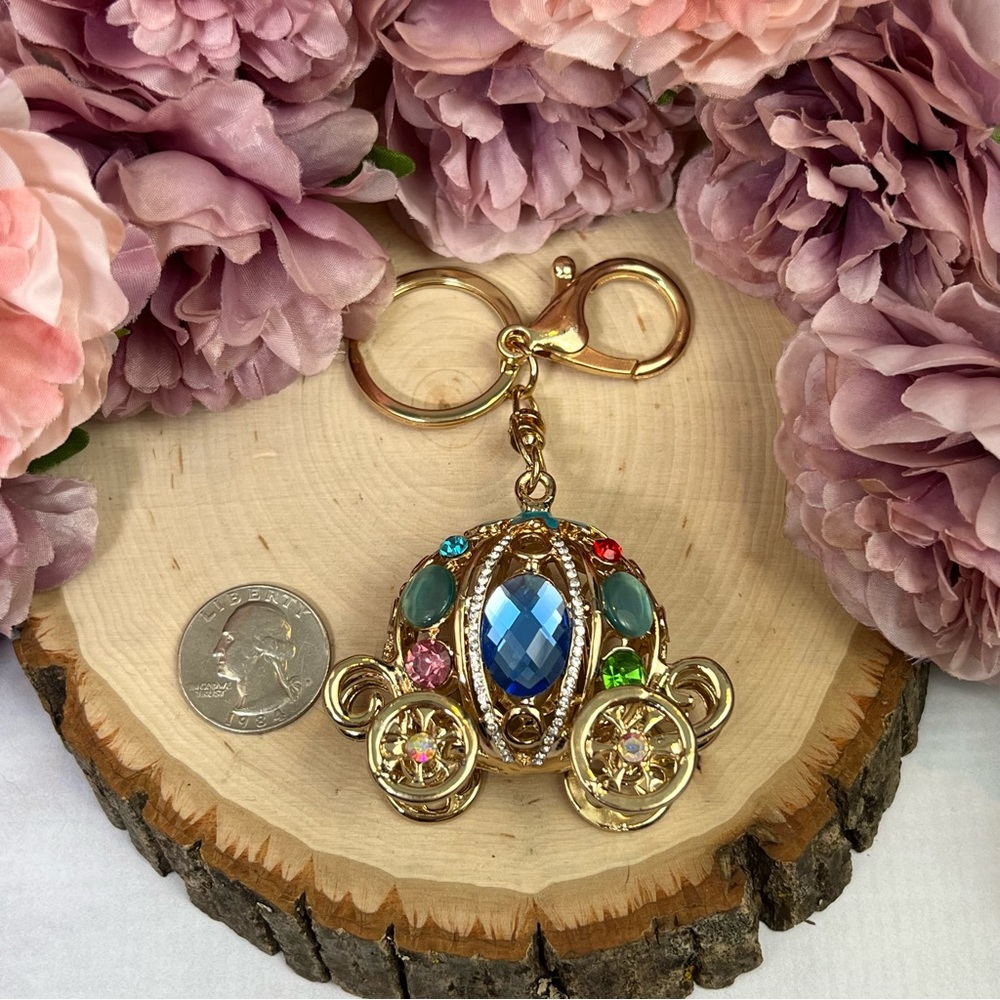 Cinderella’s Royal Blue and Gold Crystal Carriage Keychain Charm - Picture 15 of 15